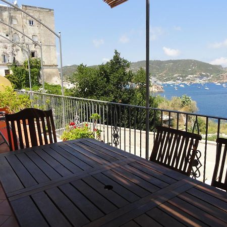 Casa Santella Lägenhet Ponza Exteriör bild
