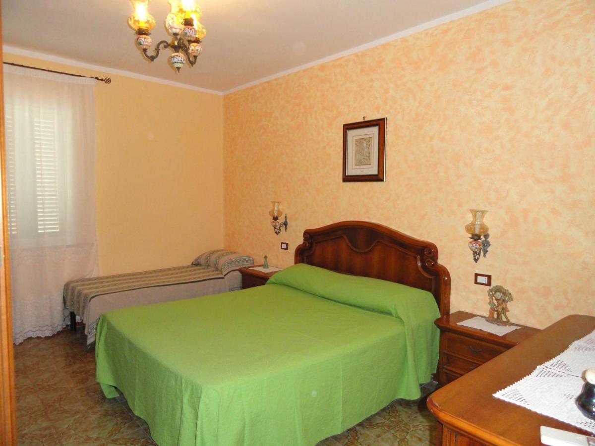 Casa Santella Lägenhet Ponza Exteriör bild