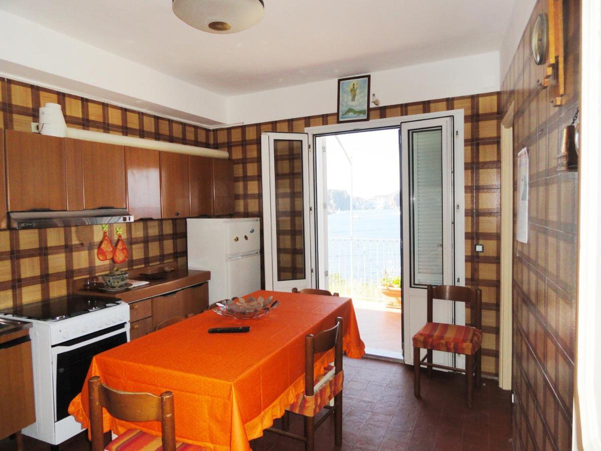 Casa Santella Lägenhet Ponza Exteriör bild